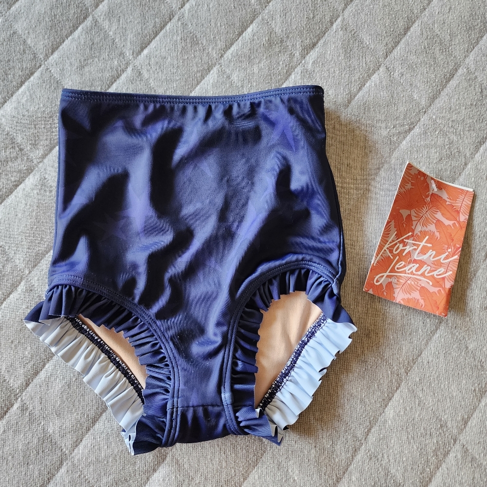 ⭐ 4/$20 Kortni Jeane Girls Swim Bottoms Size‎ 2/3